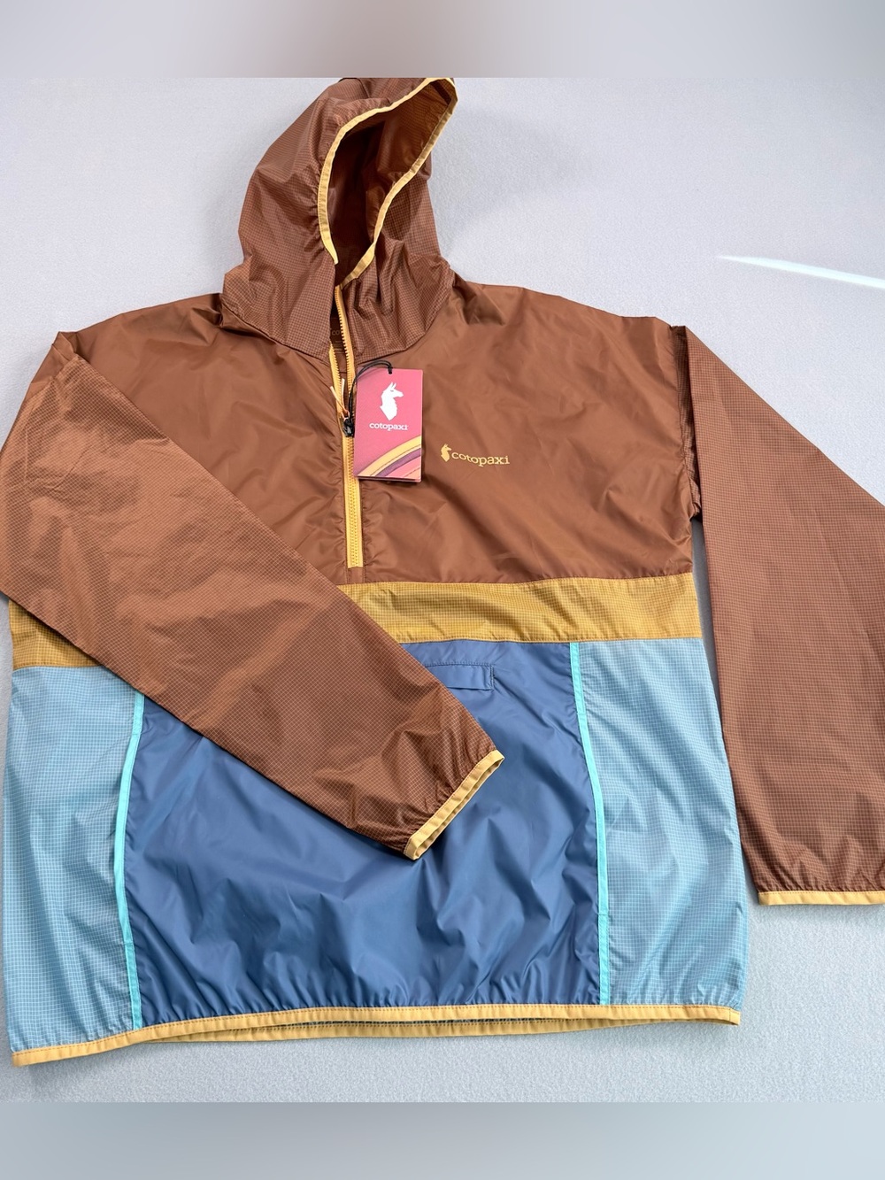 Cotopaxi Teca Half Zip Windbreaker NWT Colorblock Size L